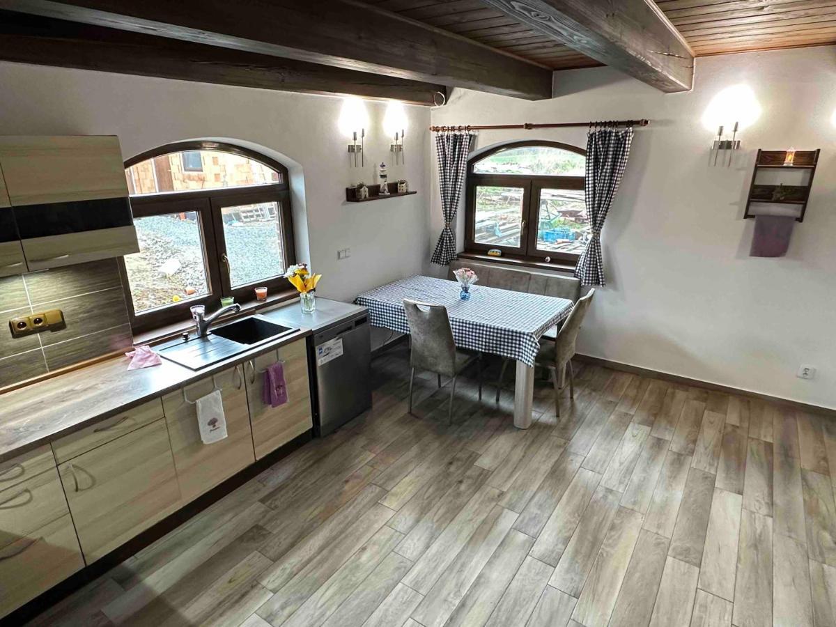Penzion - Apartman Prestavlky Trsice Ngoại thất bức ảnh