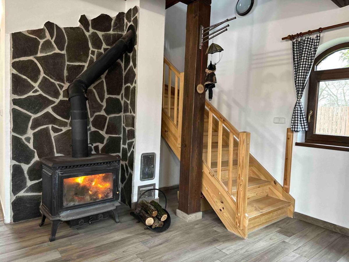 Penzion - Apartman Prestavlky Trsice Ngoại thất bức ảnh